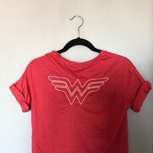 Red wonder women shirt